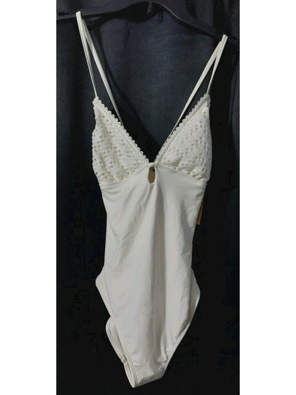 Shade And Shore Ladies Swimsuit Size Small 4-6 NWT White High Leg Cheeky